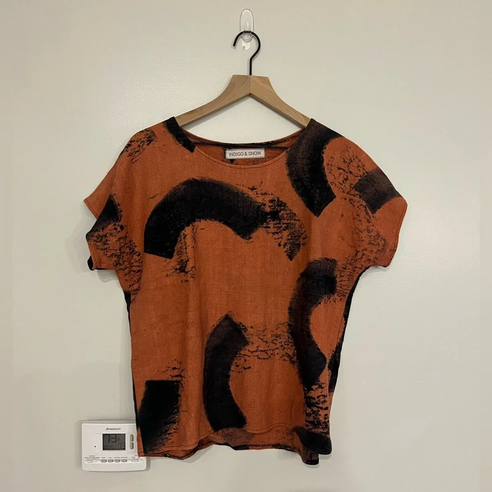 Indigo & Snow Handpainted Boxy Top Size S - Picture 5 of 5